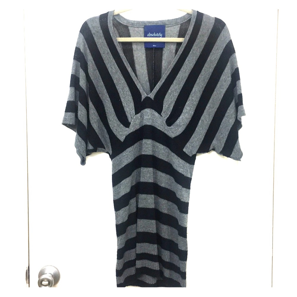 Absolutely Creative Worldwide Loose Fitted Sweater